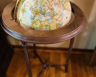 Floor globe 
