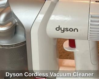 Dyson Cordless Vacuum Cleaner 