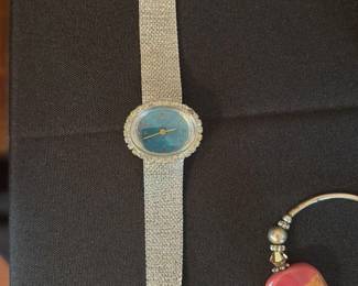Vintage Women's Oval Blue Dial Watch with Rhinestone Bezel and Mesh Band 