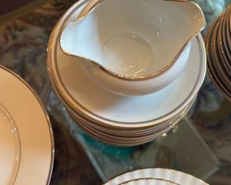 Wallace Fine China "Rose Point" Pattern Dinnerware Set 