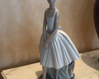 Lladro Porcelain Ballerina Figurine