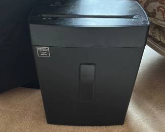 Fellowes Powershred 7C Cross-Cut Paper Shredder 