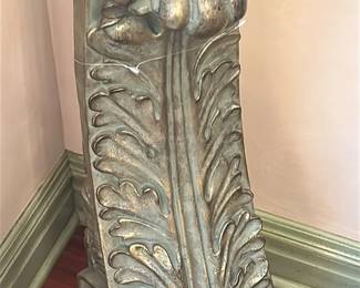 Ornate Gilt Carved Corbel Brackets 