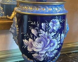 Keramose Capodimonte Porcelain Vase 