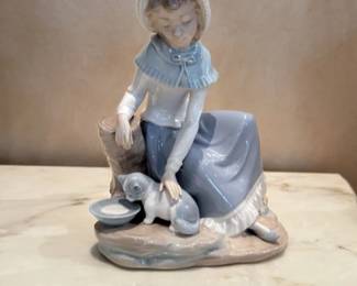 Lladro "Girl with Dog" Porcelain Figurine 