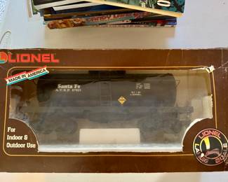 Lionel Santa Fe Train Car
