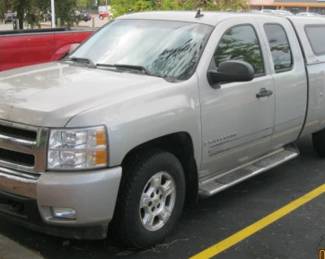 09 CHEVY SILVERADO PU L