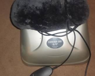 LEG MASSAGER