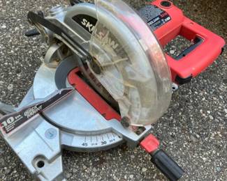 SKIL MITER SAW