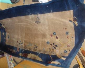 ORIENTAL THROW RUG