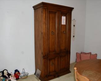 089Dining Room