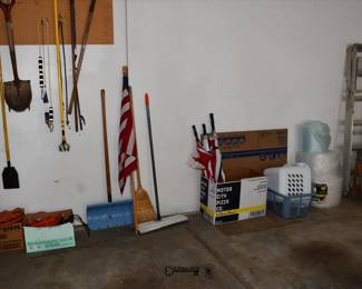 572Garage