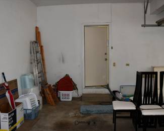 561Garage