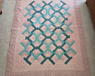 Lot #226 - Reversible Lover's Knot Quilt Crib Blanket