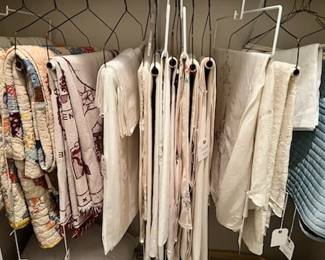 Quilts and table cloths