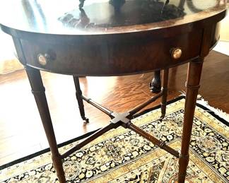 Great little table - mahogany