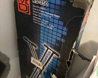 Keyboard stand