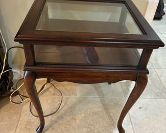 Available for presale- display table