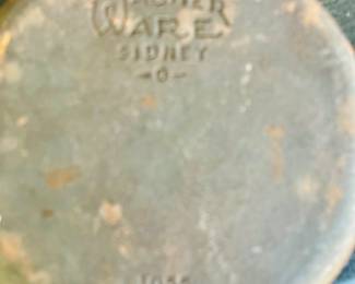 Cast Iron Wagner Ware pan