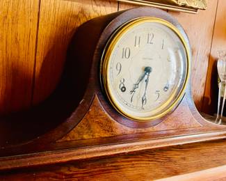Vintage Mantle Clock