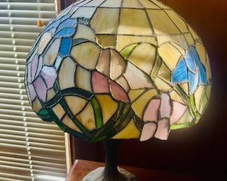 Stained glass lamp 