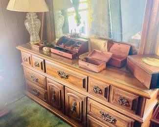 Vintage dresser with mirror 