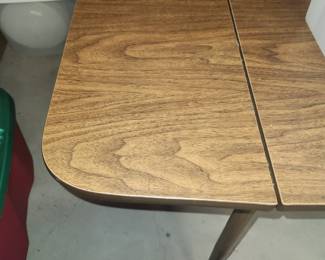 MCM laminate kitchen table and 4 chairs