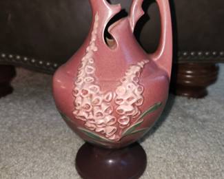Roseville Foxglove pitcher