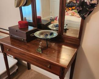 Vintage vanity