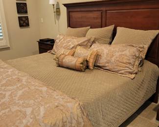 King size bed