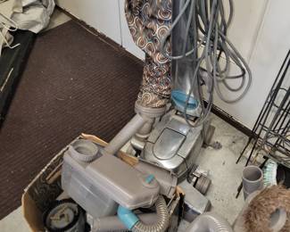 Kirby cleaning system