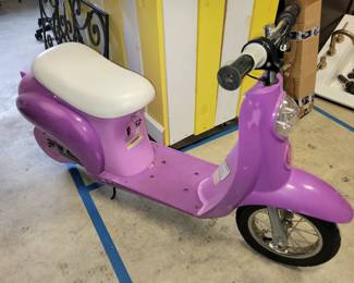 Razor - kids Vespa 