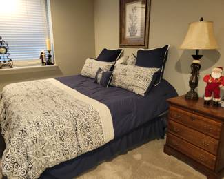 Queen size bed