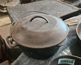 Cast iron Dutch oven