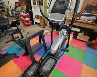 Elliptical machine
