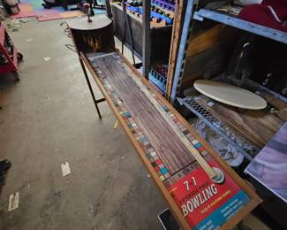 Antique bowling game