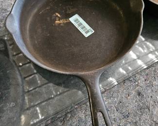 Cast iron pan griswold