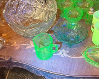Vintage Uranium Glass & Pressed Glass – Group of uranium glass sherbets, mug, serving bowls, and pressed glass centerpiece bowl. Classic Depression-era glassware with a beautiful glow under UV light.
uranium glass, Depression glass, vintage glassware, collectible glassware, glowing glass, antique kitchenware, pressed glass bowl