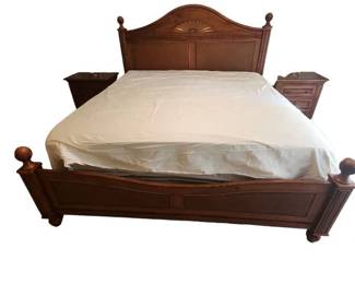 king Bed with Mattress Topper and Mattress