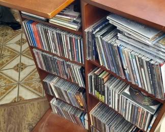 TH109CD Cabinet With CDs