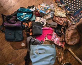 TH133Purse Lot Including Cuoieria Leather Purse