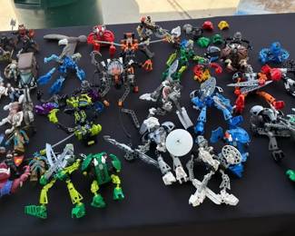 TH200Lego Bionicle Figures  More