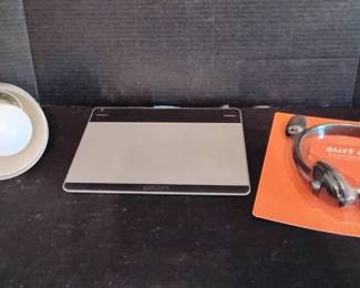 TH138Intuos pen  tablet and more