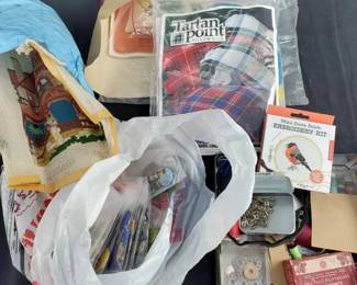 TH164Sewing And Embroidery Mystery Lot
