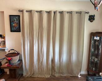 TH2061 Pair Large Beige Curtains W Rod 