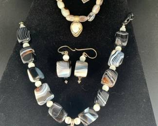 TH163VStone and 925 Jewelry