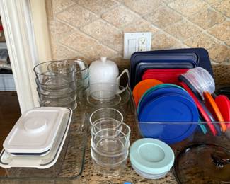 Pyrex Storage Bowls 