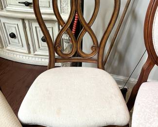 Set of 6 dining chairs