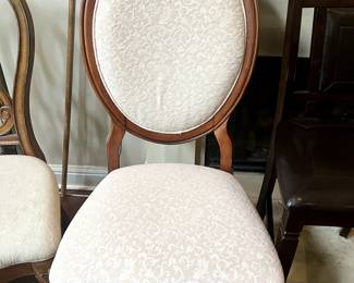 Set of 6 dining chairs