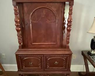 Early 20th Century Jacobean -Style carved oak cabinet